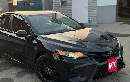 Toyota Camry, 2020 год, 2 750 000 рублей, 4 фотография