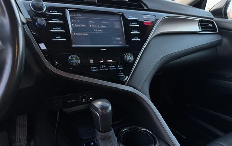 Toyota Camry, 2020 год, 2 750 000 рублей, 22 фотография