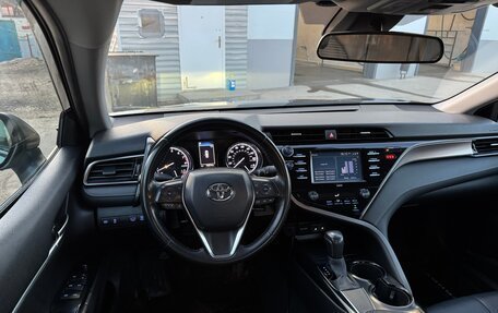 Toyota Camry, 2020 год, 2 750 000 рублей, 21 фотография