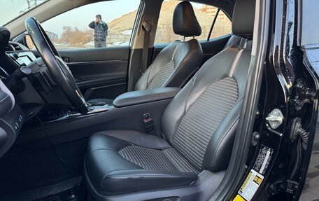 Toyota Camry, 2020 год, 2 750 000 рублей, 19 фотография