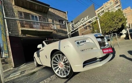 Rolls-Royce Dawn, 2017 год, 34 000 000 рублей, 5 фотография