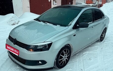 Volkswagen Polo VI (EU Market), 2013 год, 900 000 рублей, 13 фотография