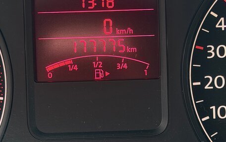 Volkswagen Polo VI (EU Market), 2013 год, 900 000 рублей, 26 фотография