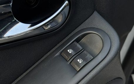 Nissan Terrano III, 2015 год, 985 000 рублей, 13 фотография