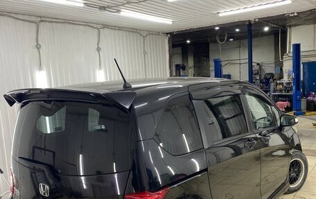 Honda Freed I, 2011 год, 1 050 000 рублей, 10 фотография