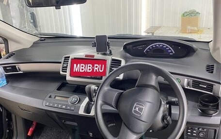 Honda Freed I, 2011 год, 1 050 000 рублей, 20 фотография