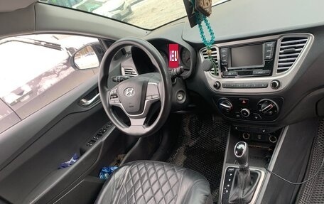 Hyundai Solaris II рестайлинг, 2020 год, 950 000 рублей, 9 фотография