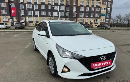 Hyundai Solaris II рестайлинг, 2020 год, 1 260 000 рублей, 3 фотография