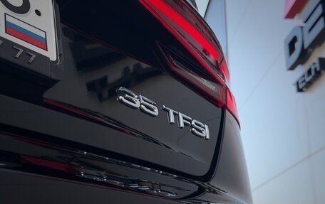 Audi A4, 2019 год, 2 370 000 рублей, 8 фотография