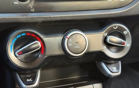 KIA Rio IV, 2019 год, 1 117 000 рублей, 16 фотография