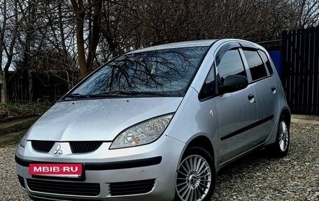 Mitsubishi Colt VI рестайлинг, 2006 год, 530 000 рублей, 2 фотография