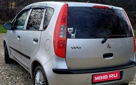 Mitsubishi Colt VI рестайлинг, 2006 год, 530 000 рублей, 3 фотография