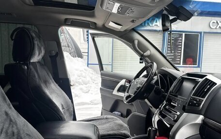 Toyota Land Cruiser 200, 2013 год, 4 000 000 рублей, 8 фотография