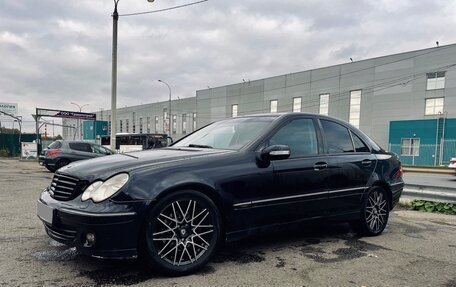 Mercedes-Benz C-Класс, 2004 год, 700 000 рублей, 5 фотография
