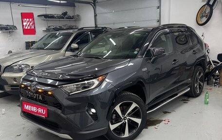 Toyota RAV4, 2021 год, 5 330 000 рублей, 27 фотография