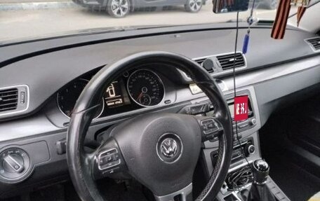 Volkswagen Passat B7, 2011 год, 1 200 000 рублей, 2 фотография
