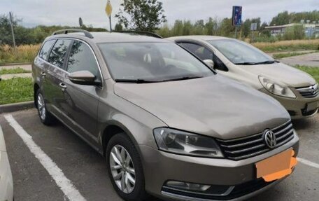 Volkswagen Passat B7, 2011 год, 1 200 000 рублей, 10 фотография
