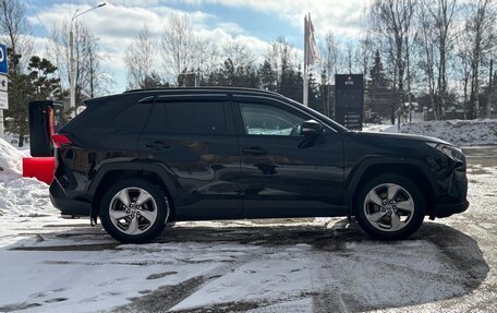 Toyota RAV4, 2021 год, 3 150 000 рублей, 5 фотография