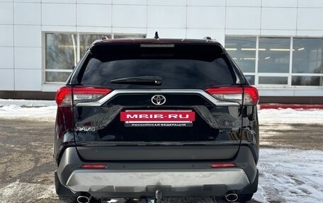 Toyota RAV4, 2021 год, 3 150 000 рублей, 6 фотография