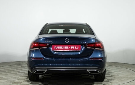 Mercedes-Benz A-Класс, 2019 год, 2 399 585 рублей, 5 фотография