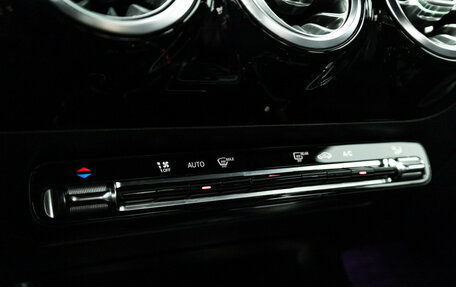 Mercedes-Benz A-Класс, 2019 год, 2 399 585 рублей, 18 фотография