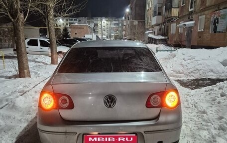 Volkswagen Passat B6, 2007 год, 570 000 рублей, 2 фотография