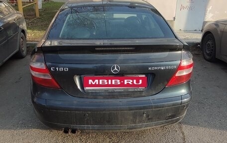 Mercedes-Benz C-Класс, 2004 год, 490 000 рублей, 4 фотография