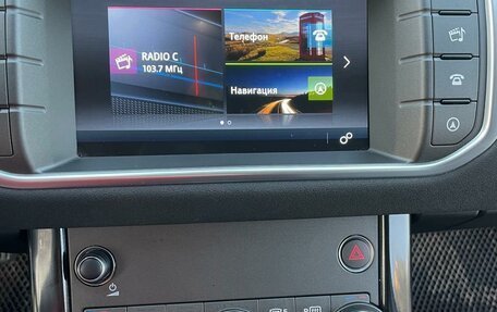 Land Rover Range Rover Evoque I, 2017 год, 2 700 000 рублей, 12 фотография