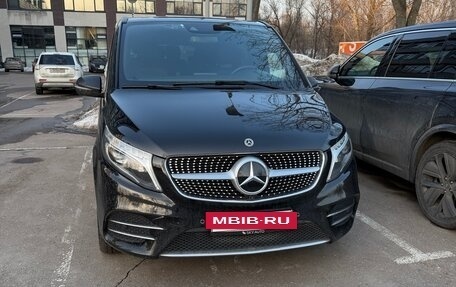 Mercedes-Benz V-Класс, 2021 год, 6 500 000 рублей, 3 фотография