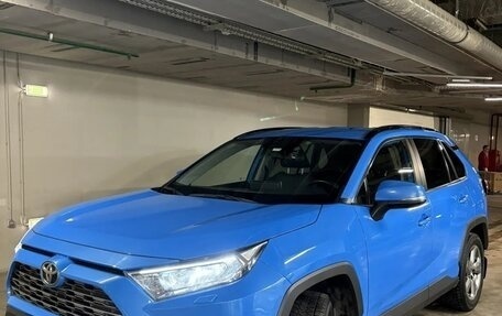 Toyota RAV4, 2020 год, 3 500 000 рублей, 3 фотография