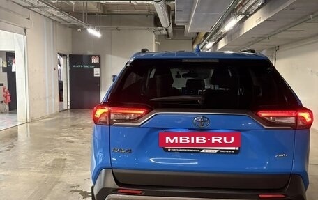 Toyota RAV4, 2020 год, 3 500 000 рублей, 7 фотография