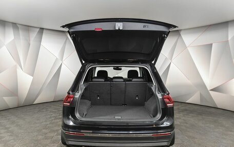 Volkswagen Tiguan II, 2017 год, 2 797 000 рублей, 11 фотография