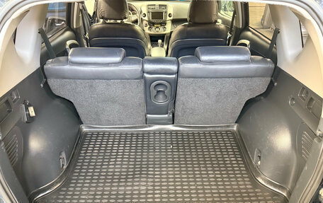 Toyota RAV4, 2011 год, 1 290 000 рублей, 24 фотография