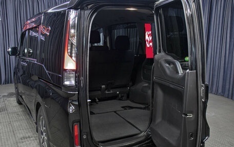 Honda Stepwgn IV, 2016 год, 1 849 000 рублей, 11 фотография