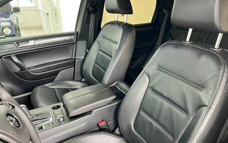 Volkswagen Touareg III, 2012 год, 1 800 000 рублей, 15 фотография