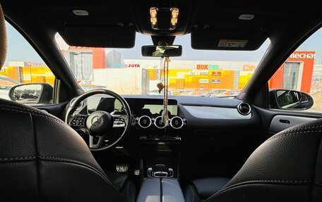 Mercedes-Benz B-Класс, 2019 год, 2 320 000 рублей, 13 фотография