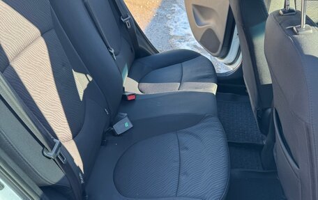 Hyundai Solaris II рестайлинг, 2013 год, 1 050 000 рублей, 13 фотография