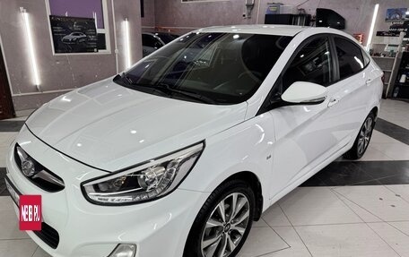 Hyundai Solaris II рестайлинг, 2013 год, 1 050 000 рублей, 2 фотография