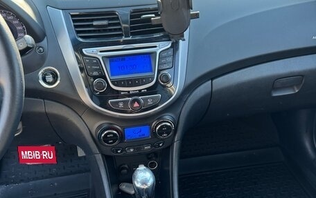 Hyundai Solaris II рестайлинг, 2013 год, 1 050 000 рублей, 11 фотография