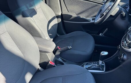 Hyundai Solaris II рестайлинг, 2013 год, 1 050 000 рублей, 17 фотография