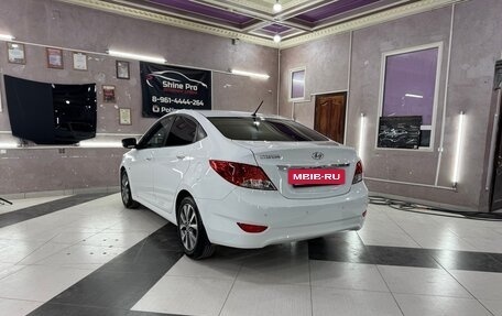 Hyundai Solaris II рестайлинг, 2013 год, 1 050 000 рублей, 6 фотография