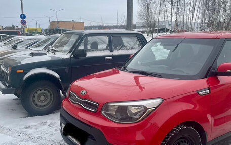 KIA Soul II рестайлинг, 2017 год, 1 400 000 рублей, 32 фотография