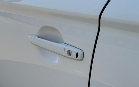 Mitsubishi Outlander III рестайлинг 3, 2019 год, 2 500 000 рублей, 12 фотография