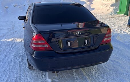 Mercedes-Benz C-Класс, 2002 год, 550 000 рублей, 3 фотография