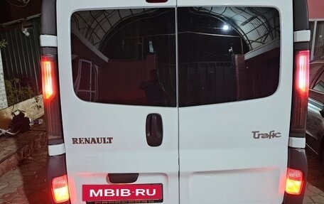 Renault Trafic, 2006 год, 1 650 000 рублей, 5 фотография