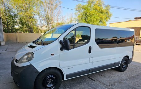Renault Trafic, 2006 год, 1 650 000 рублей, 20 фотография