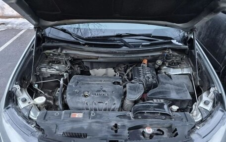 Mitsubishi Outlander III рестайлинг 3, 2015 год, 1 620 000 рублей, 8 фотография