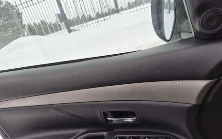 Mitsubishi Outlander III рестайлинг 3, 2015 год, 1 620 000 рублей, 20 фотография