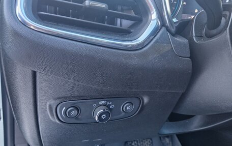 Chevrolet Equinox III, 2022 год, 3 300 000 рублей, 12 фотография