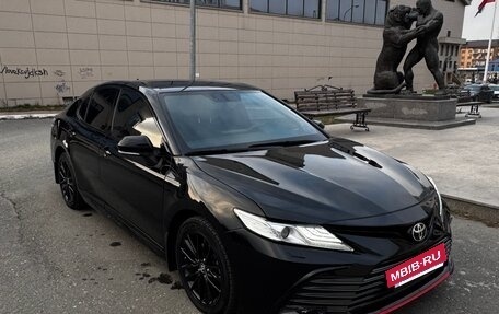 Toyota Camry, 2021 год, 3 100 000 рублей, 5 фотография